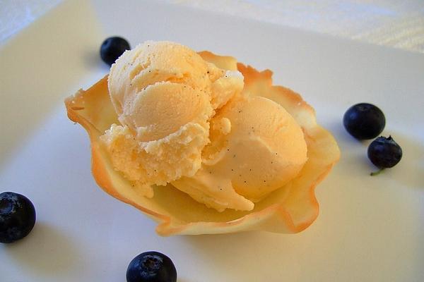Creamy Bourbon Vanilla Ice Cream