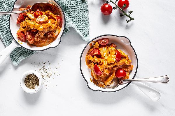 Creamy Sliced ​​turkey