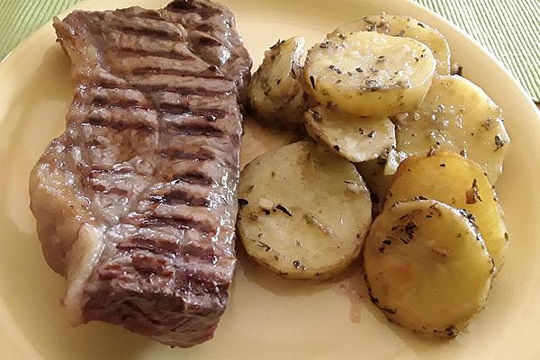 Crispy Herb and Garlic Potatoes