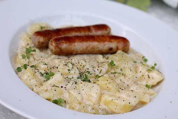 Cucumber Potatoes Like Grandmother`s
