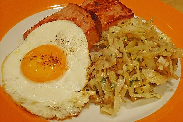 Czech White Cabbage Salad
