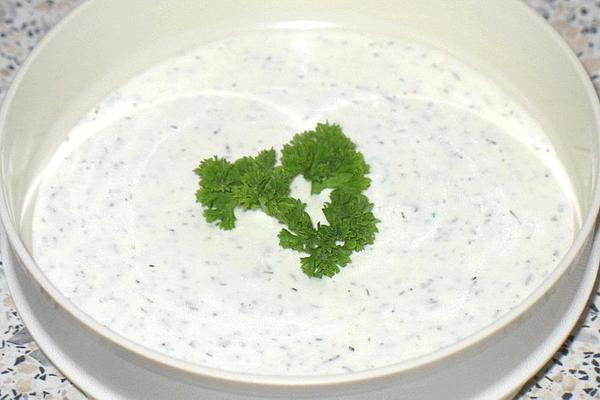 Doner Kebab Sauce with Yogurt, Mayonnaise and Garlic