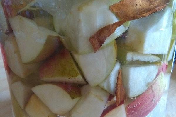 Eukas Apple Liqueur