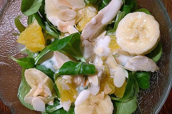 Fitness Salad with Curry Yogurt Dressing