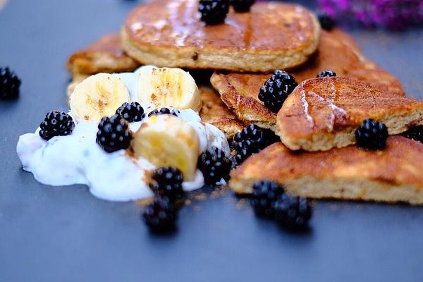 Fluffiest Banana Pancakes