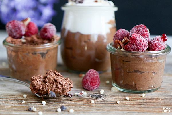 Fluffy Chocolate Mousse with Aquafaba