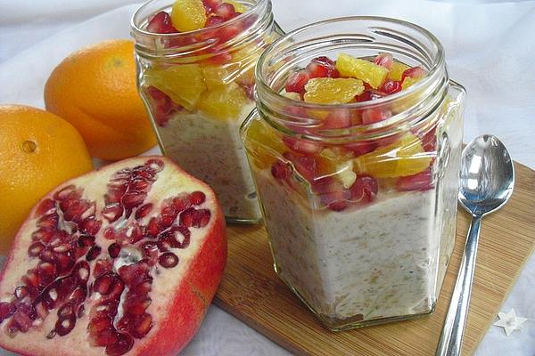Fresh Grain Porridge with Seasonal Fruit