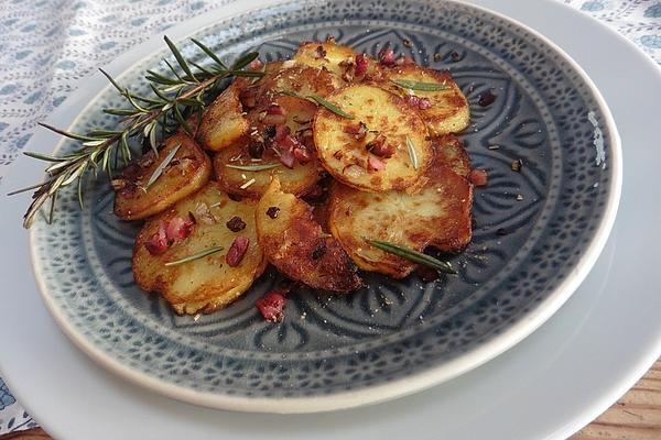 Fried Potatoes Like with Nuts