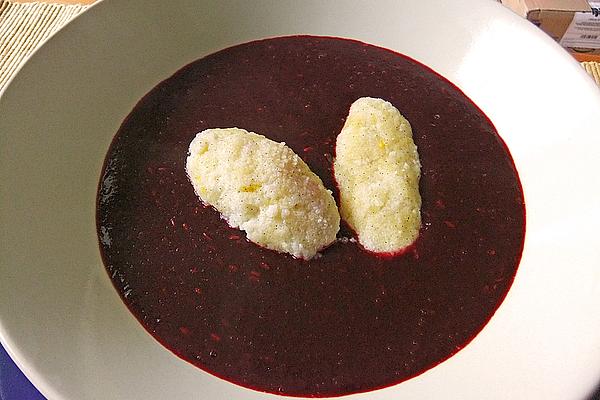 Frisian Elderberry Soup with Semolina Dumplings
