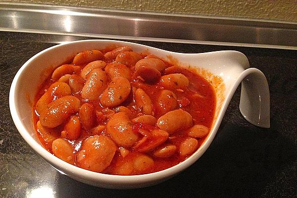 Giant Beans in Spicy Tomato Sauce