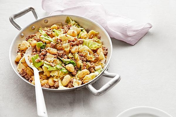 Gnocchi and Pointed Cabbage Pan