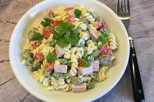 Grandma Hilde`s Pasta Salad