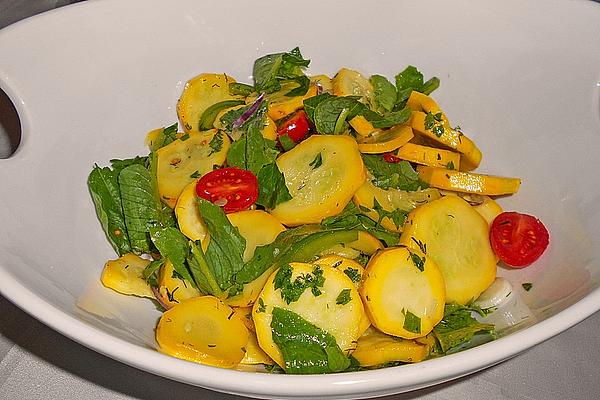 Greek Salad with Zucchini