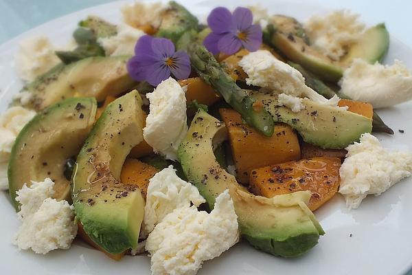 Green Asparagus with Avocado and Mango
