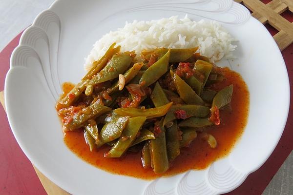 Green Beans in Tomato Sauce