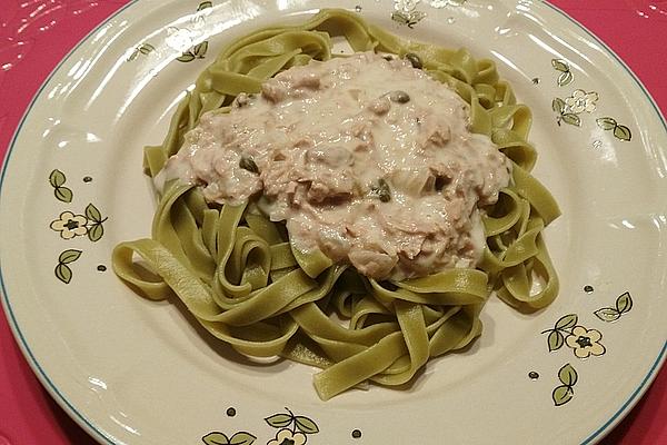 Green Pasta with Tuna Sauce