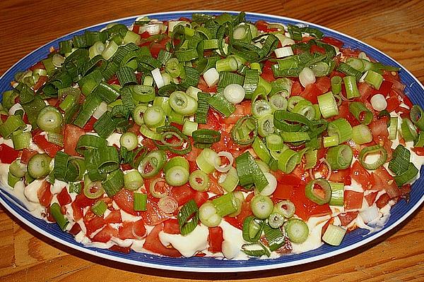 Gyros Salad with Tomatoes