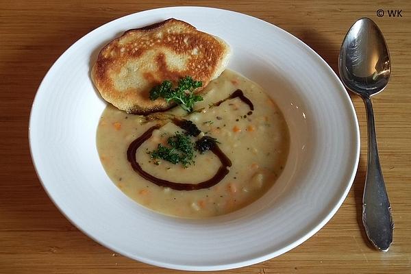 Hearty Creamy Potato Soup with Bacon