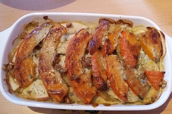 Hearty Pumpkin and Potato Casserole with Gorgonzola and Apples