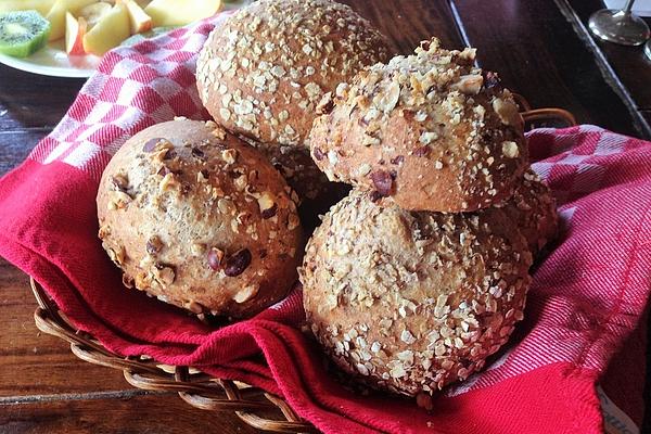 Hearty Quark Rolls