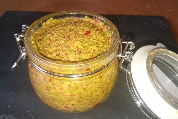 Hearty Vegan Pistachio Spread