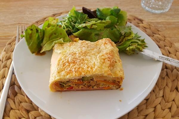 Hearty Vegetable – Ham – Strudel