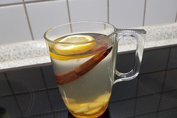 Hot Ginger-lemon Drink for Colds