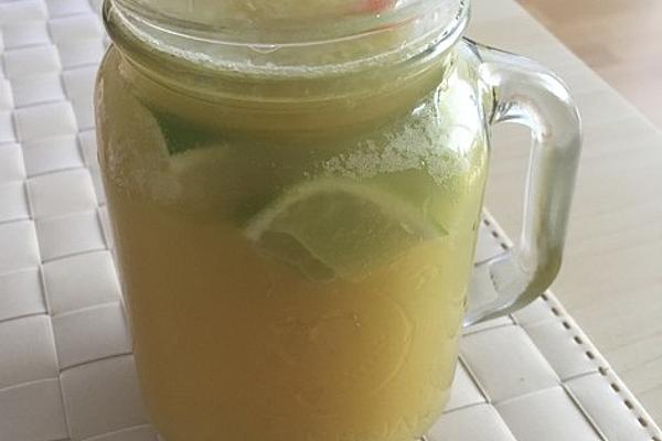 Hungarian Orange-lime Lemonade