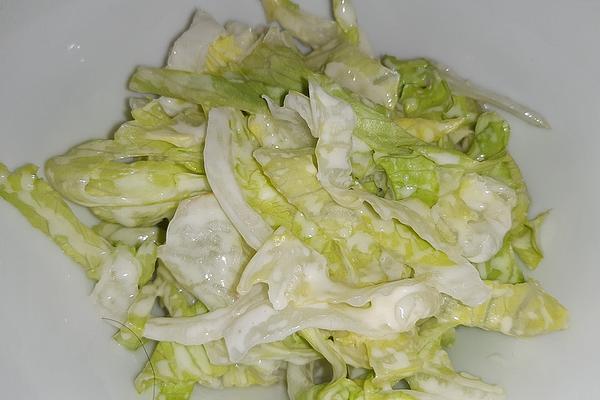Iceberg Lettuce with Garlic Cream Dressing