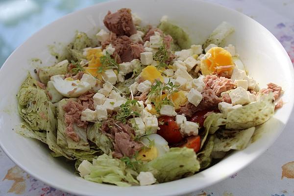 Iceberg Lettuce with Tuna