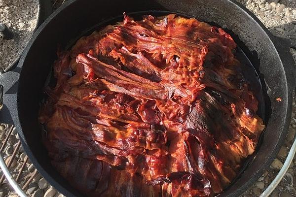 Layered Meat from Dutchoven