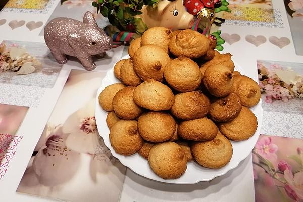 Lübeck Coconut Macaroons