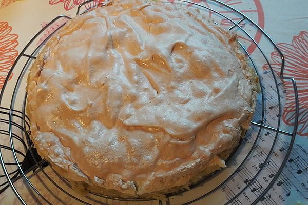 Lemon Cake with Meringue