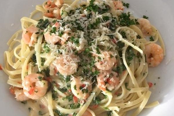 Lemon Chilli Linguine with Prawns À La Kochdorf