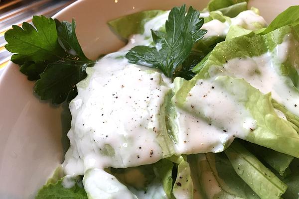 Lettuce with Sweet Yogurt Dressing