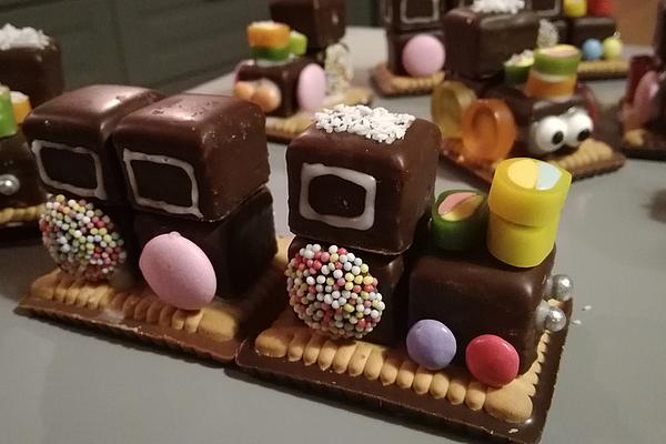 Locomotive Made from Dominoes