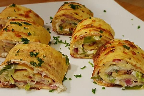Low Carb Keto Tarte Flambée Rolls