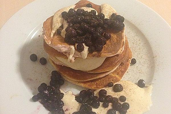Low Carb Vanilla Pancakes