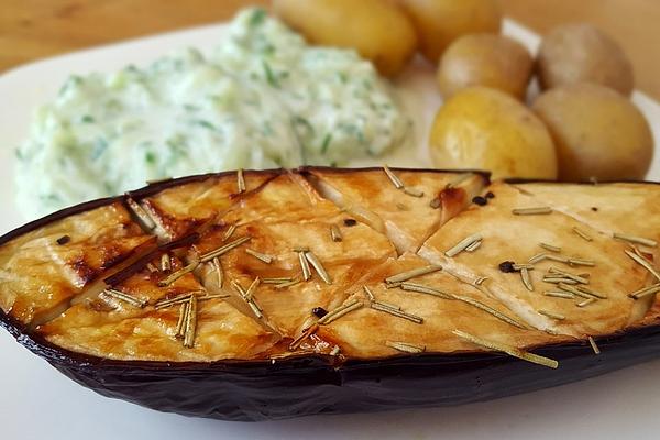 Low-fat Baked Eggplants with Cucumber and Mint Yogurt