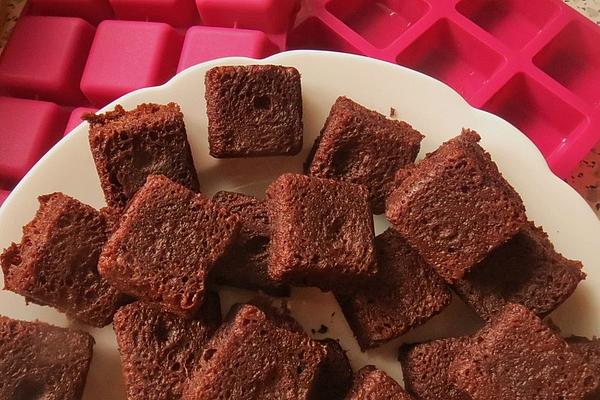Makkuro`s Microwave Low-carb Brownie