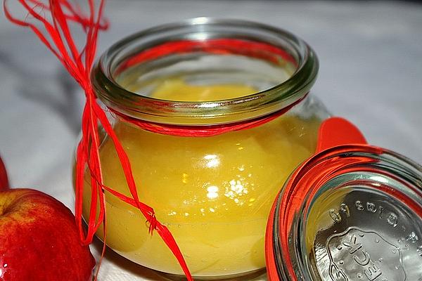 Marie`s Quick Applesauce
