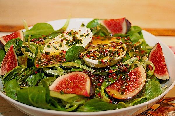 Marinated Buffalo Mozzarella on Lamb`s Lettuce with Figs