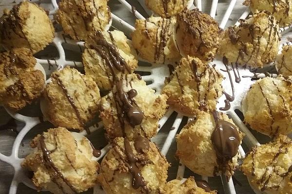 Marzipan – Coconut – Macaroons