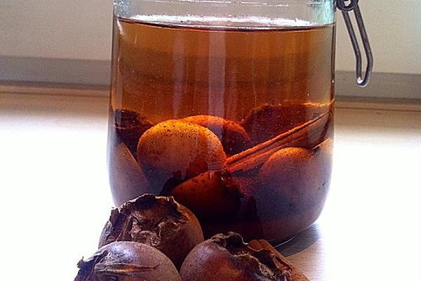 Medlar Liqueur