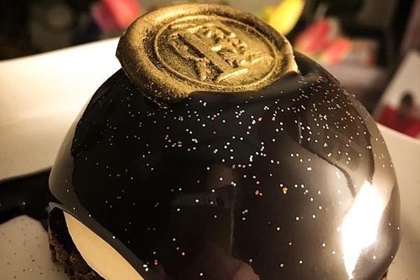 Mirror Glaze Mousse Tart
