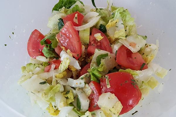 Mixed Salad with Pine Nuts and Honey Mustard Dressing