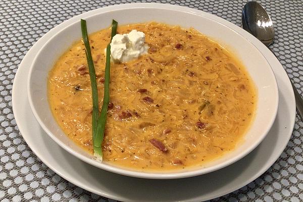 Mom`s Sauerkraut Soup