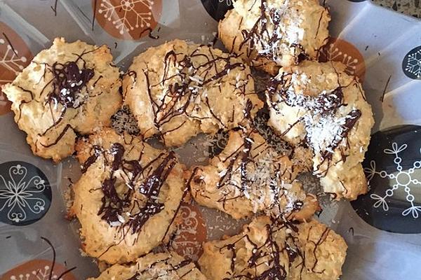Oat Cookies with Chocolate and Coconut