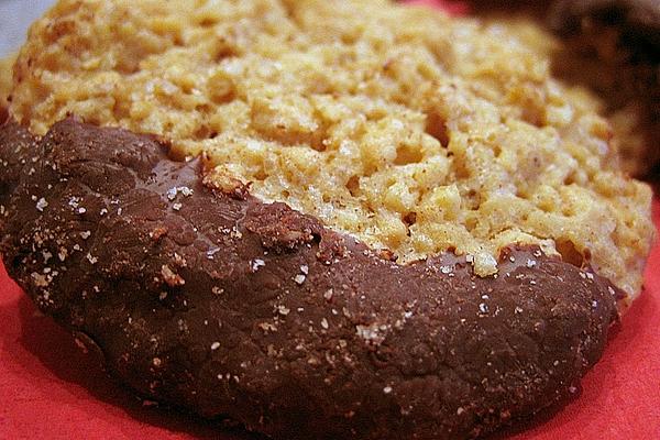 Oat Thaler with Chocolate Icing