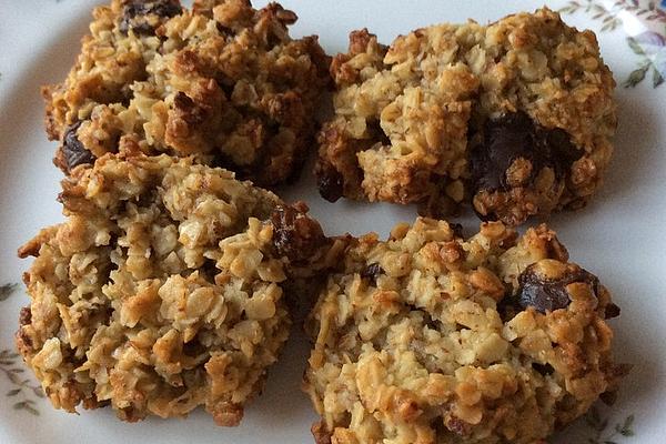 Oatmeal Biscuits with Honey and Nuts
